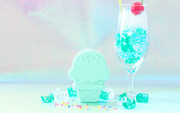 Rainbomb Aurora - Little Charm